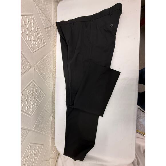 IZOD 38 x 32 Men's Dress Pants Golf Black Flat front deep pockets Made in Kenya - Picture 5 of 8